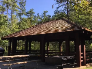 70433551_1327566534091546_8991357882050019328_n Western Red Cedar 24" Handsplit & Resawn Shakes