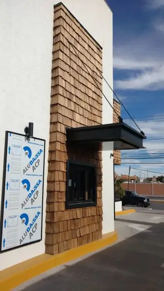 Western Red Cedar Handsplit Siding Shakes