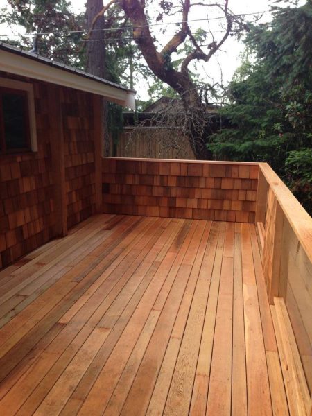 #1 Grade Western Red Cedar R&R Shingles Close-Up